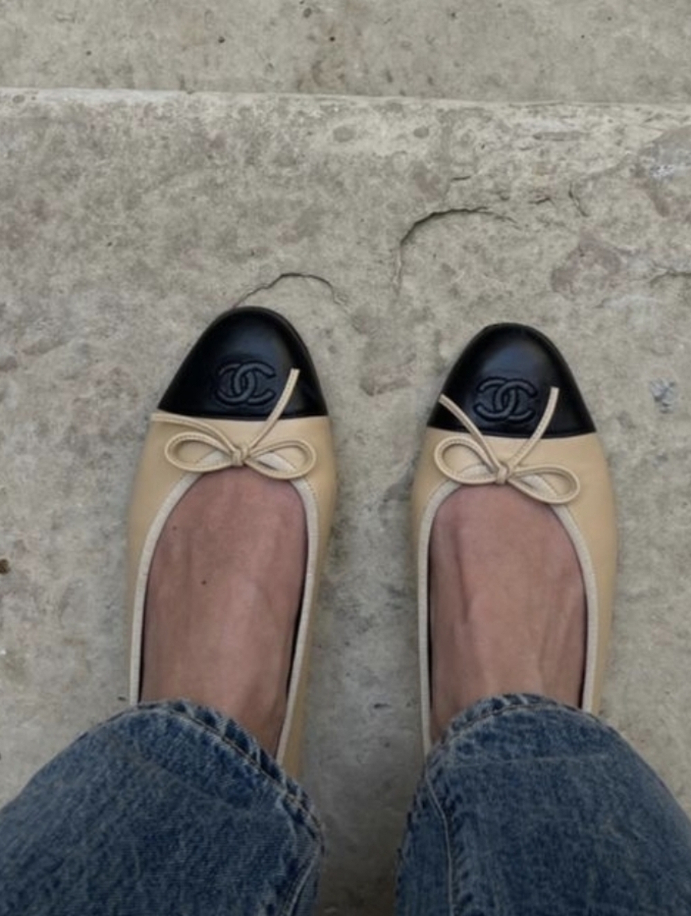 Chanel Ballet flats Lambskin Beige & Black